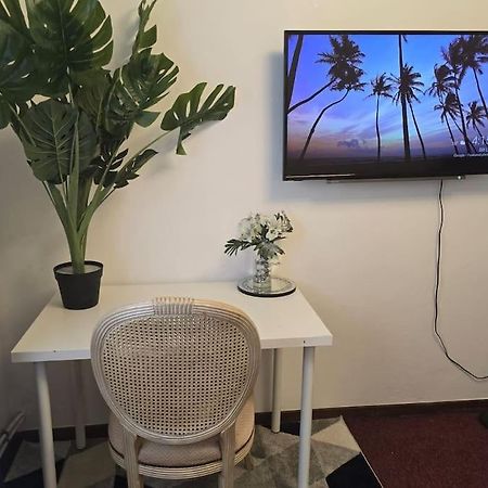 Glamorous Appartement In Brussel Esterno foto