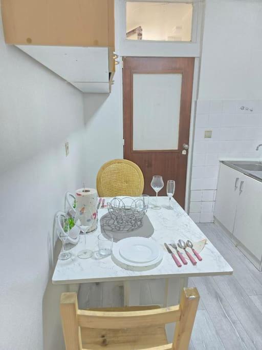Glamorous Appartement In Brussel Esterno foto